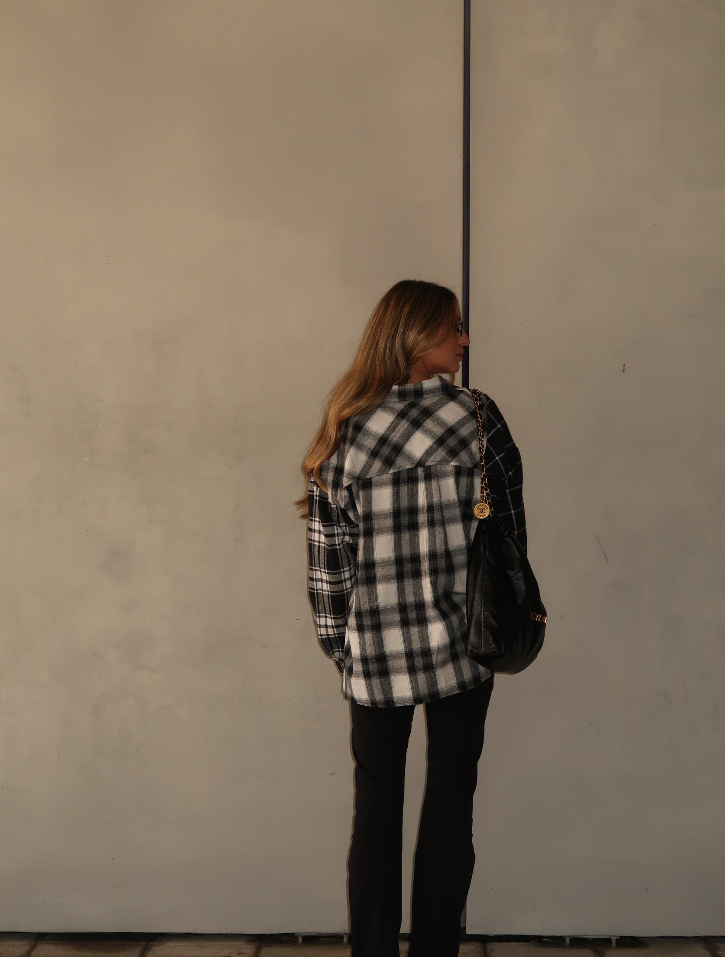 LK NO 22 CHECKED BLACK SHIRT