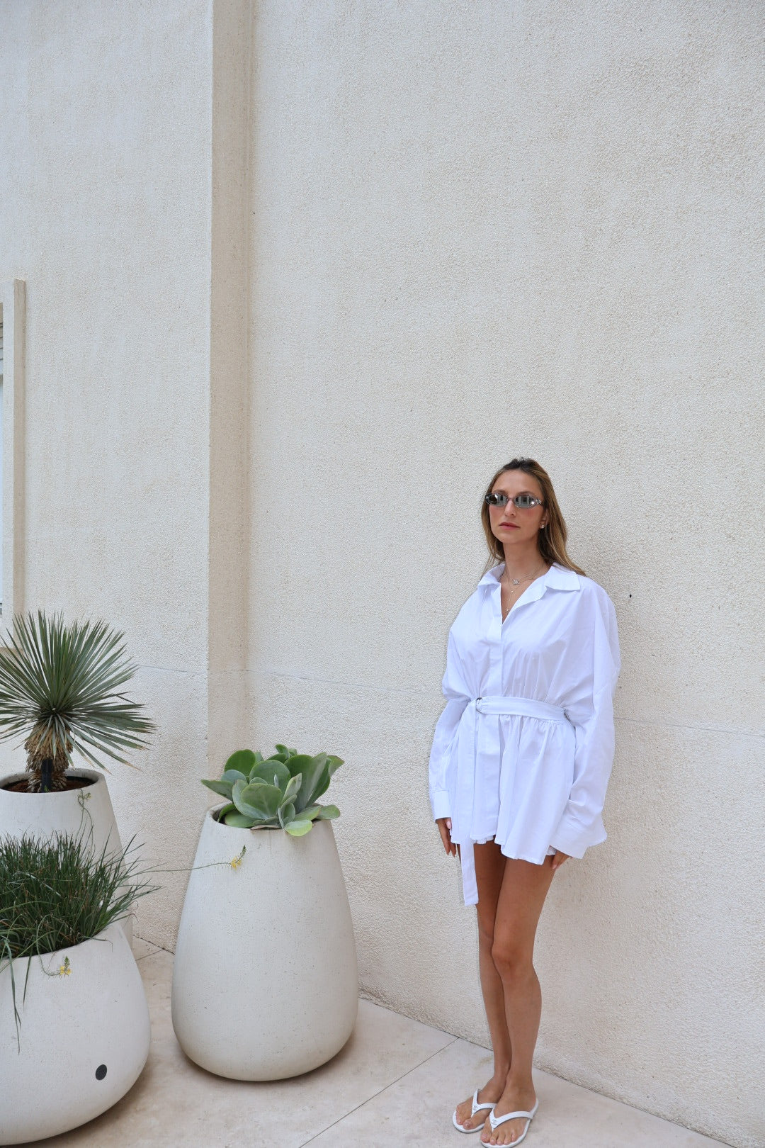 LK NO48 WHITE CROP SHIRT